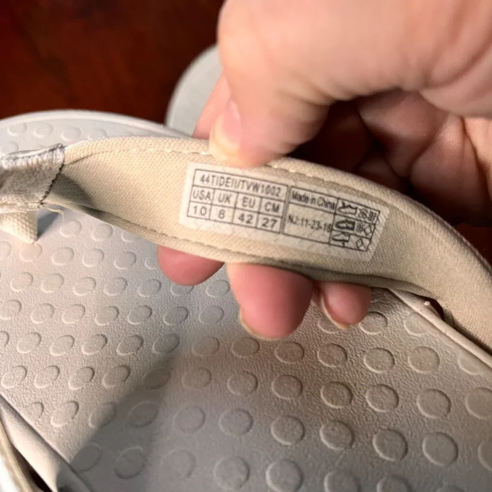 Vionic Tide II Flip Flop Sandal- Size 10 in White‎